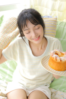 床上打扑克
